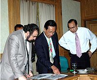 LTR: President of GNFE, Prof.Dr.Elchin Khalilov, His Royal Highness Hamengku Buwono X. and Dr. Andreasta Meliala. Discussion of a problem of accommodation Stations of forecasting of earthquakes “ATROPATENA” in Province Yogyakarta of Indonesia. (Yogyakarta, August, 2006).