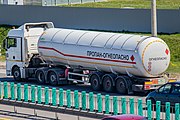 English: Propane gas auto tank. Minsk, Belarus Беларуская: Аўтацыстэрна з прапанам. Мінск, Беларусь Русский: Автоцистерна с пропаном. Минск, Беларусь