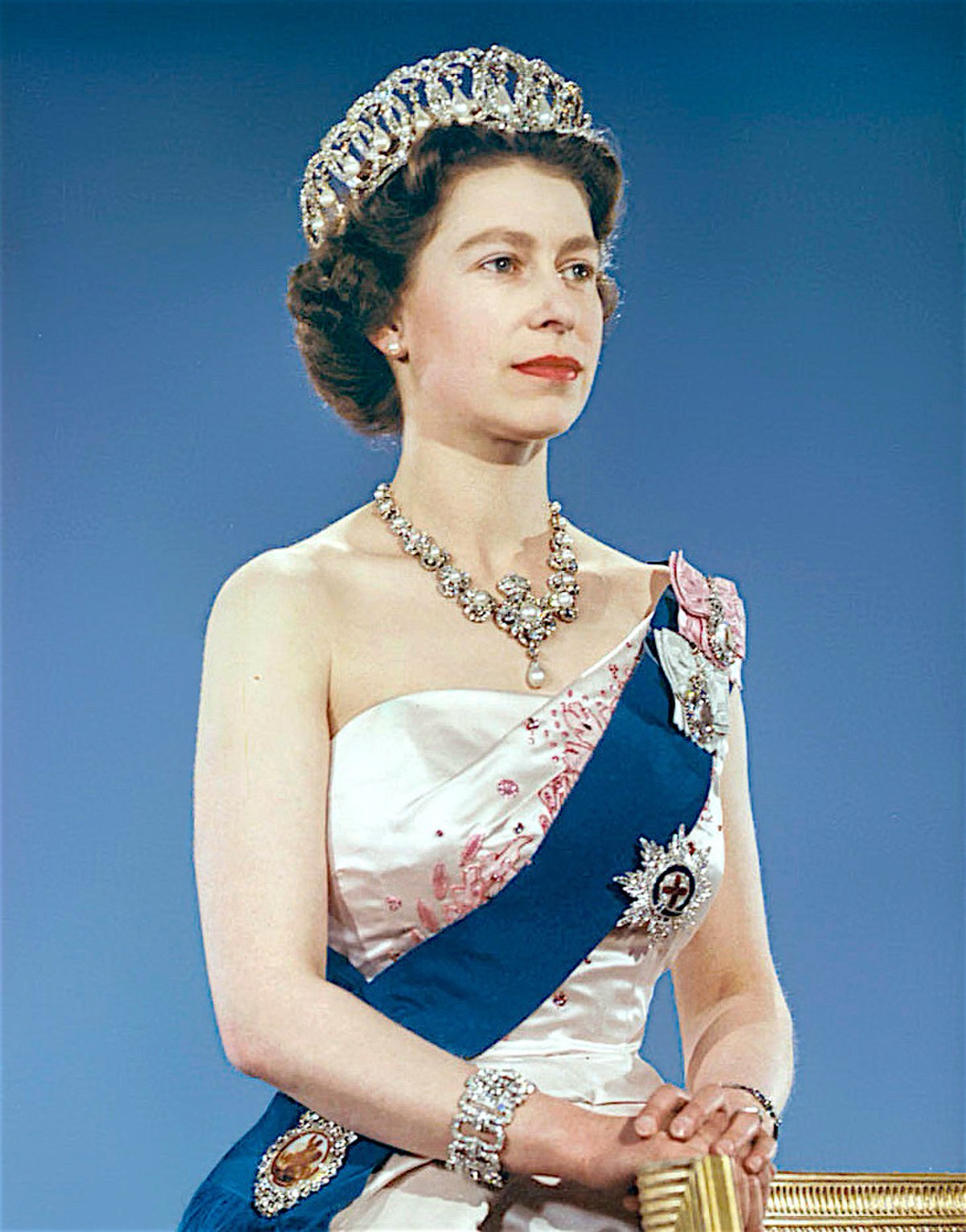 Queen Elizabeth II 1959.jpg