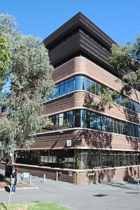 Building 9 from Franklin Street RMIT Building 9 from Franklin Street.jpg