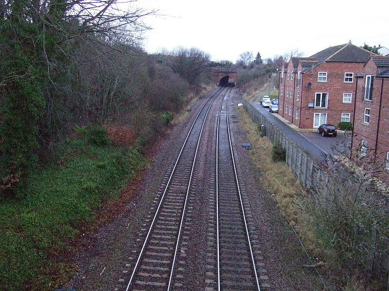 File:Railway heading north towards Middlesbrough - geograph.org.uk - 3283550.jpg