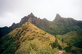 Monts Tautautu et Pukumaru, en 2000.