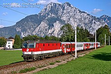 Locomotive de la série 1144 avec une composition réversible de type 80-73 S1