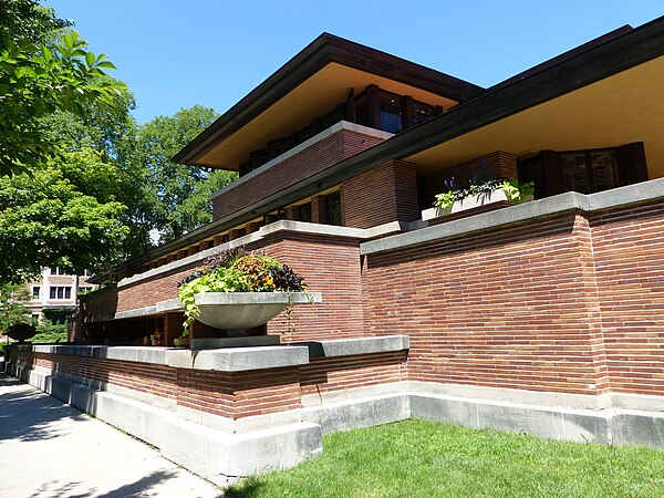 Image: Robie House Exterior 19