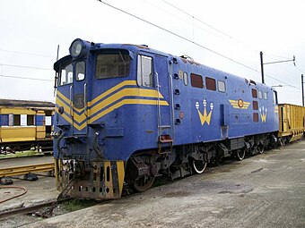 SAR Class 5E Series 3 E576 (Dries 4).jpg