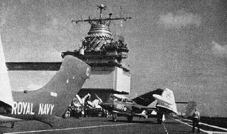 Tập tin:Sea Vixens on USS Enterprise 1962.jpg