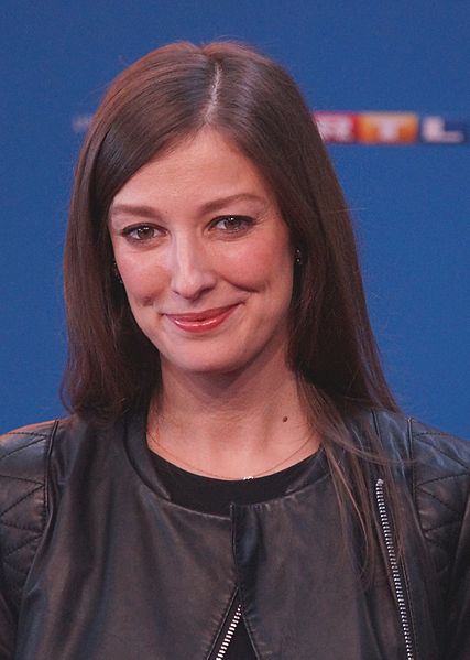 File:Sing Alexandra Maria Lara (2) (cropped).jpg