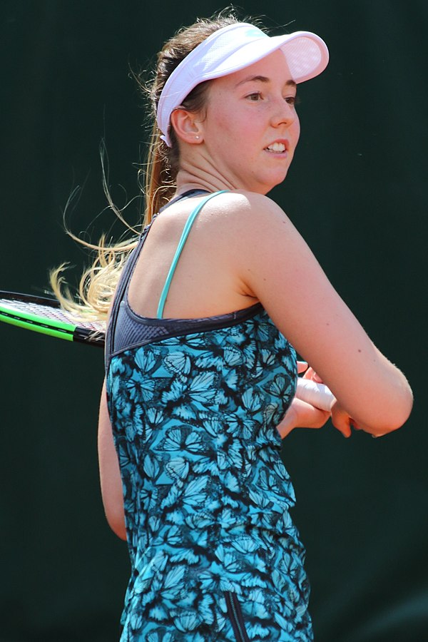 Stojanović at the 2018 French Open.