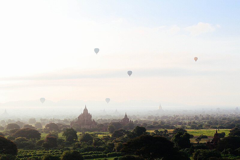 File:Temples and hot air balloons. (Unsplash).jpg