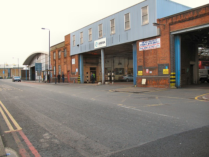 File:Tottenham Bus Garage Entrance.jpg