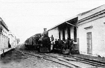 Archivo:Tren_en_estacion_gualeguay.jpg