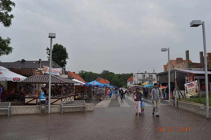 File:Trzęsacz, promenada (Hoff-Promenade-110708-011).jpg