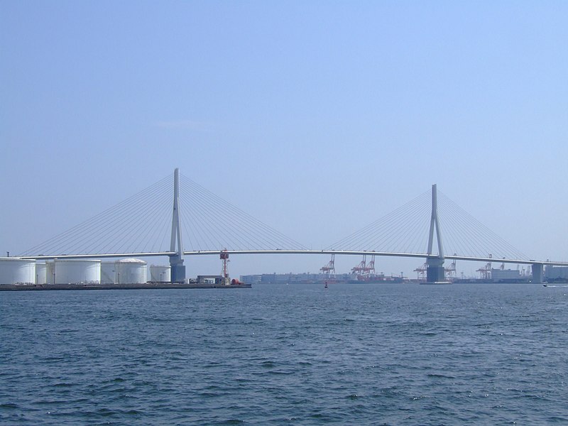 File:Tsurumi-tsubasa-bridge.jpg