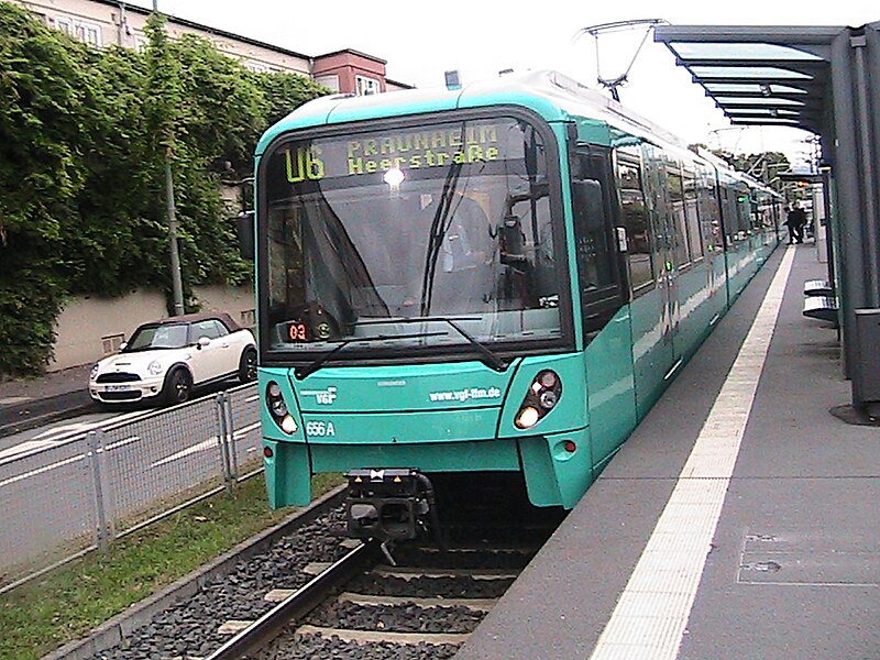 File:U5 wagen auf u6.JPG