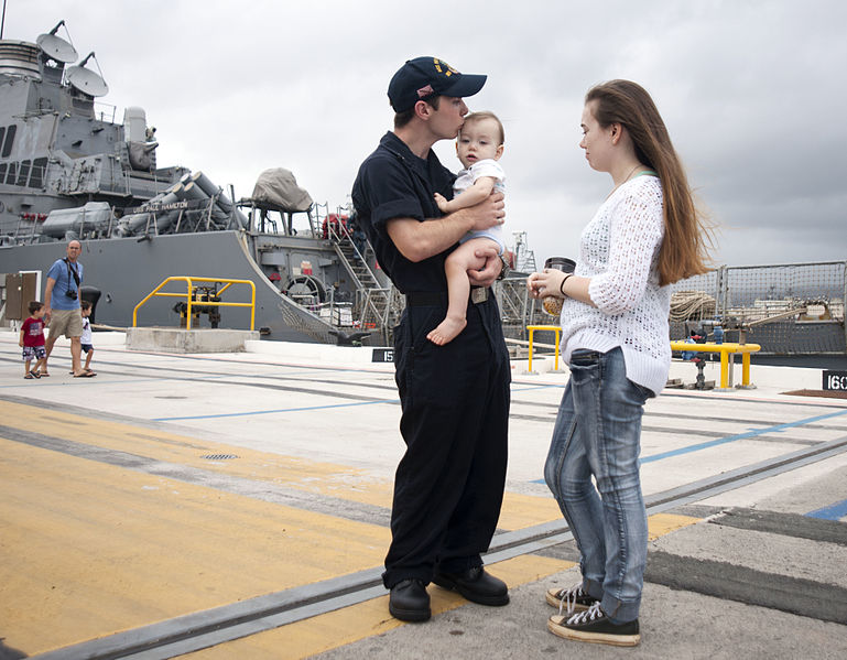 File:USS Paul Hamilton departs JBPHH 150214-N-WF272-035.jpg