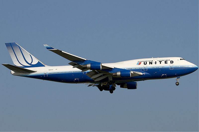 File:United Boeing 747-400 KvW.jpg