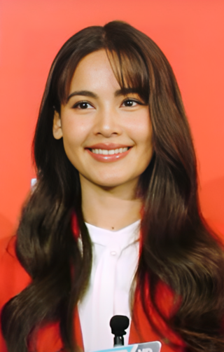 <span class="mw-page-title-main">Urassaya Sperbund</span> Thai actress and model (born 1993)