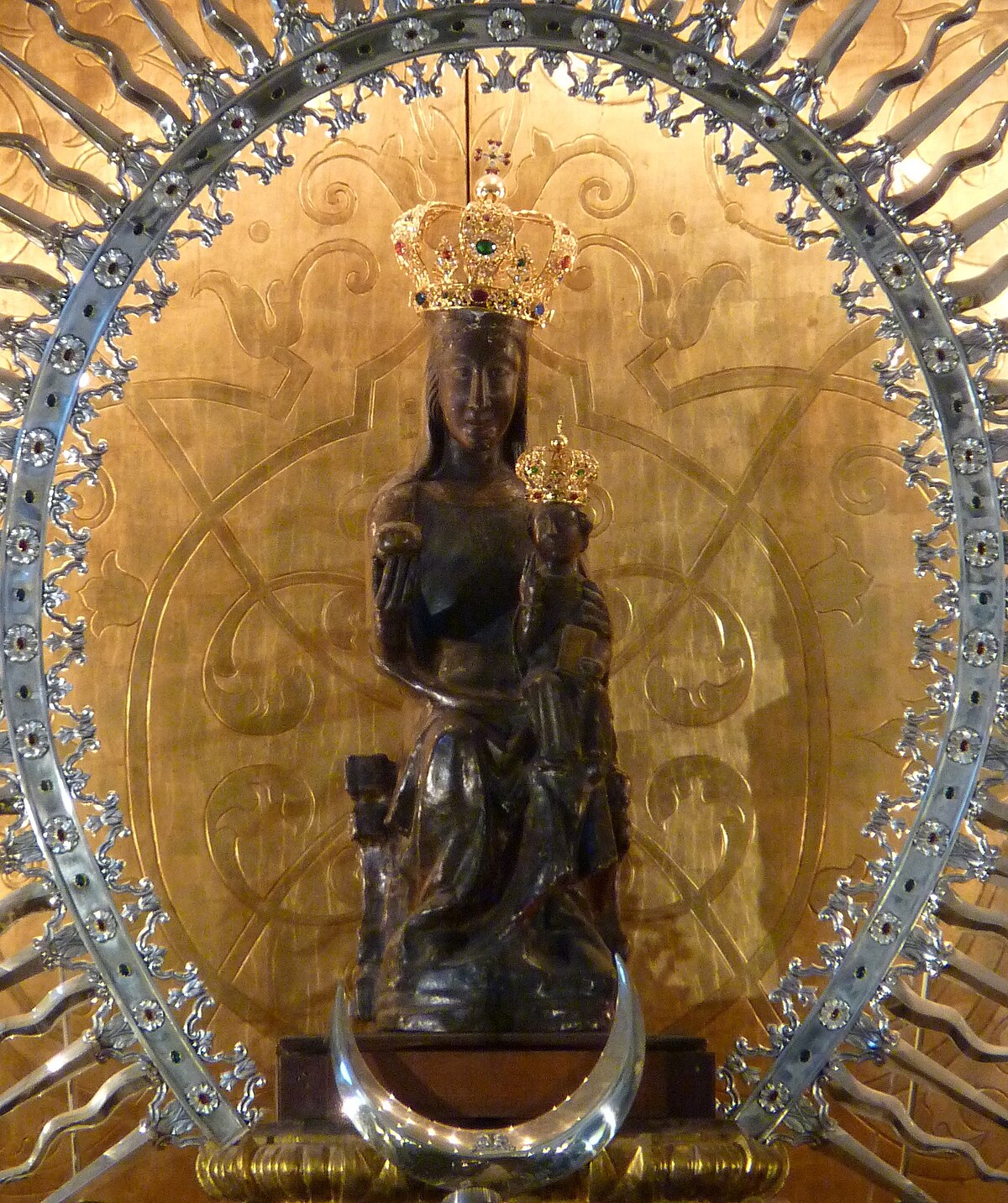 Virgen-de-atocha-madrid.jpg