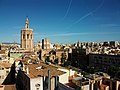 Vista de la plaça i de la Catedral des de la torre de Santa Caterina