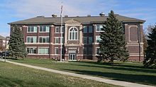 Hahn Administration Building on Wayne State campus Wayne State College (Nebr) Hahn bldg.JPG