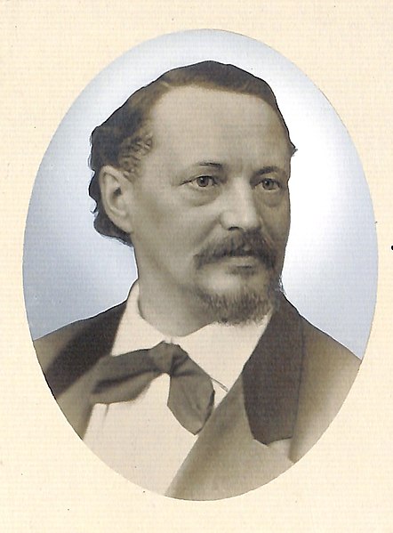 File:Wilhelm Kleefeld, Sanitätsrat.jpg