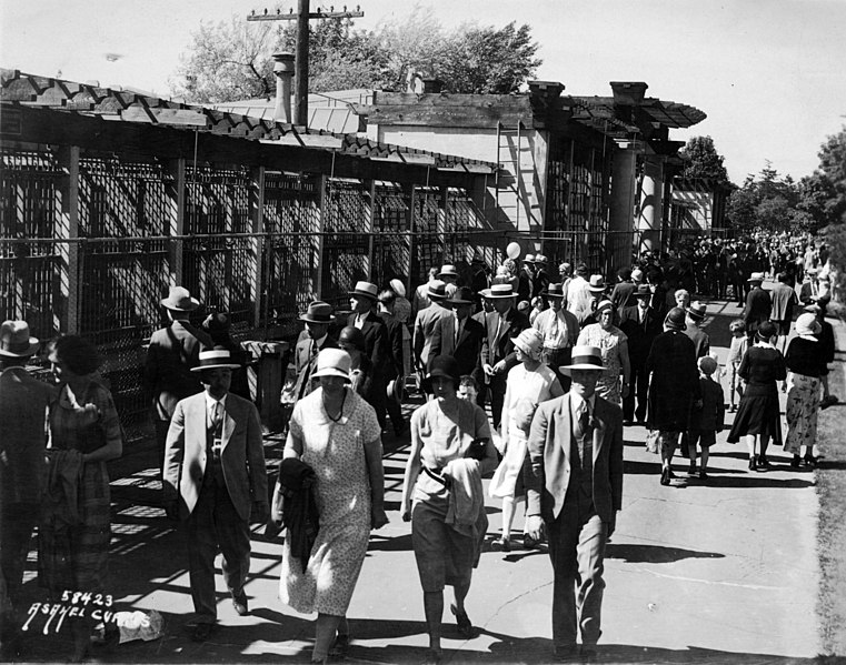 File:Woodland Park Zoo, circa 1920s (52153388961).jpg