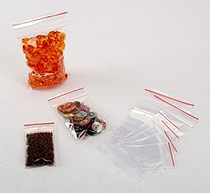 https://upload.wikimedia.org/wikipedia/commons/thumb/a/aa/Zip-Lock-Bag-Zipper-1.jpg/230px-Zip-Lock-Bag-Zipper-1.jpg