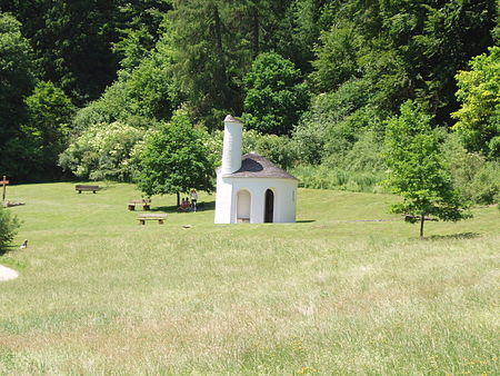 Ökumenische Kapelle Schneckenhaus Gottes Gunthildis Kapelle bei Suffersheim in Bayern