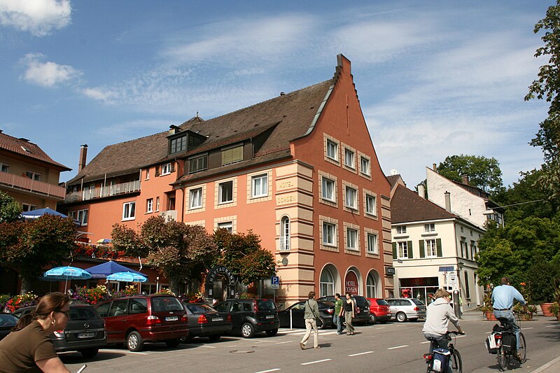 File:Überlingen - Seepromenade-Münsterstraße 01 ies.jpg