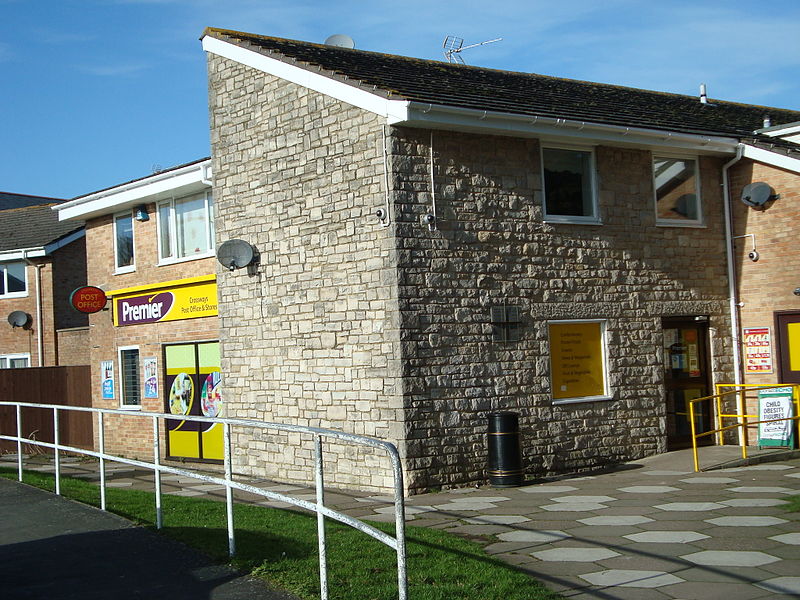 File:... post office at Crossways, Dorset. (3229859344).jpg