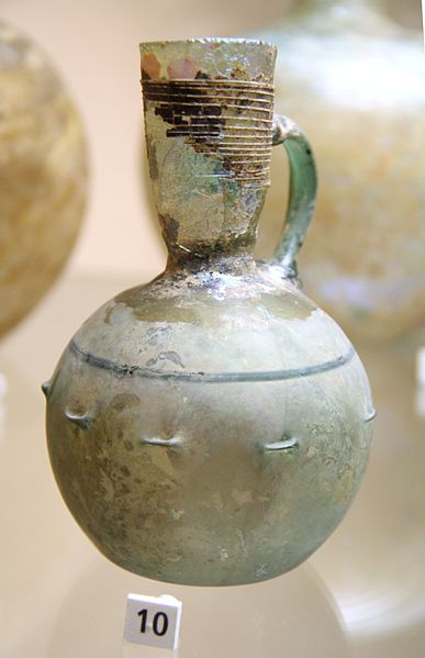 File:0309 - Bottiglia romana in vetro - Museo archeologico di Milano - Foto Giovanni Dall'Orto, 13 Mar 2012.jpg