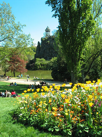 070421 Parc des Buttes Chaumont 002.jpg