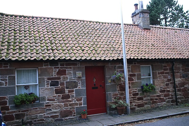 File:11 North Street, Belhaven, Dunbar.jpg