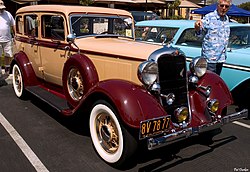 1933 Dodge Six.jpg