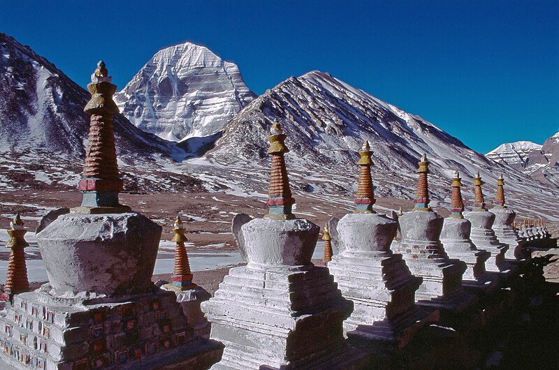 800px-2005_Chortens_and_Kailash_High_reso.jpg?profile=RESIZE_710x