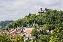 Schloss und Oberstadt mit Stadtkirche