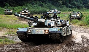 2012.9.12 육군 2기갑여단 K-1전차 기동훈련 Rep. of Korea Army 2nd Brigade Lapis baja (7981327883).jpg