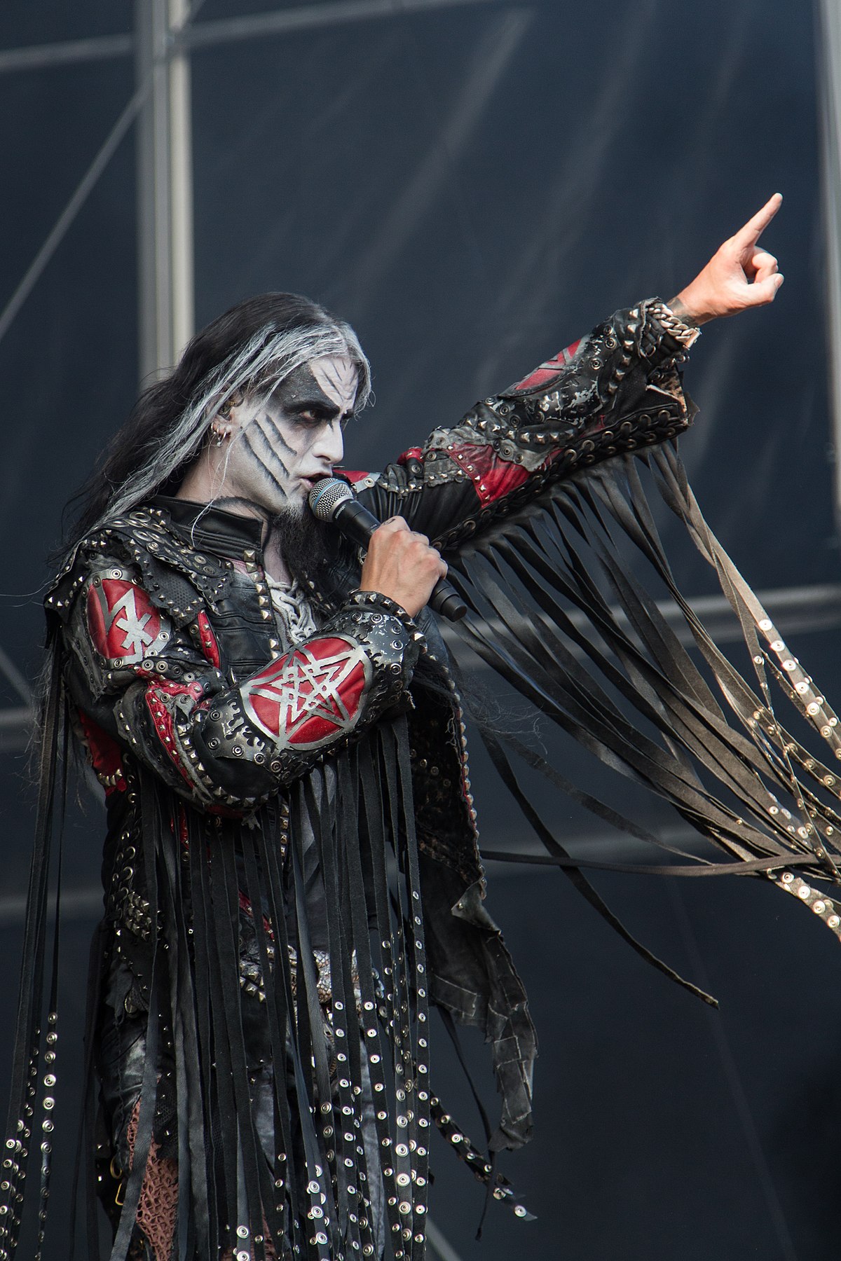 File:20140802-273-See-Rock Festival 2014-Dimmu Borgir-Stian Tomt Shagrath  Thoresen.jpg - Wikimedia Commons