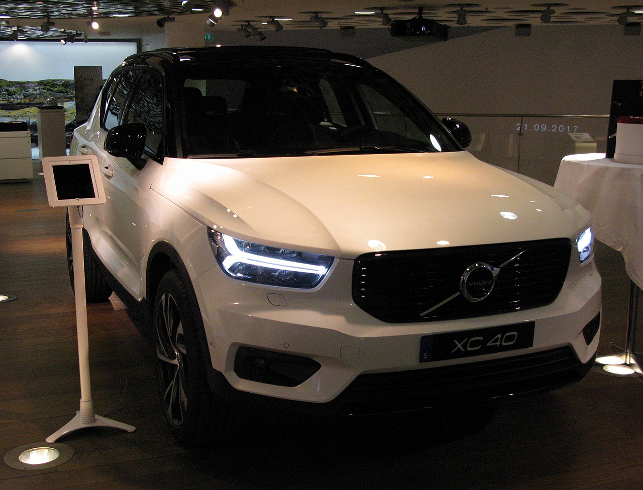 2018 Volvo XC40 2.jpg