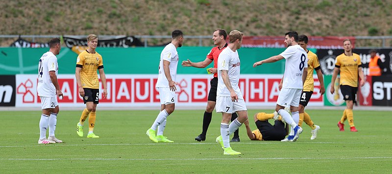 File:2019-08-10 TuS Dassendorf vs. SG Dynamo Dresden (DFB-Pokal) by Sandro Halank–361.jpg