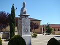 wikimedia_commons=File:31 Cigales monumento obispo Antonio Alcalde lou.JPG