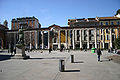 Le colonne viste dal sagrato / As seen from the church.