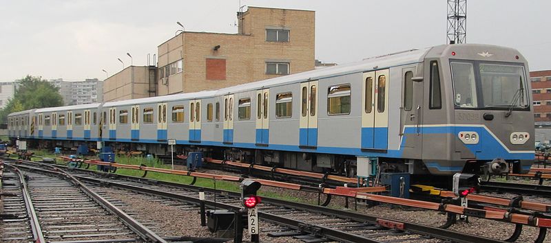 File:81-760-761 Novogireevo depot (cropped).jpg
