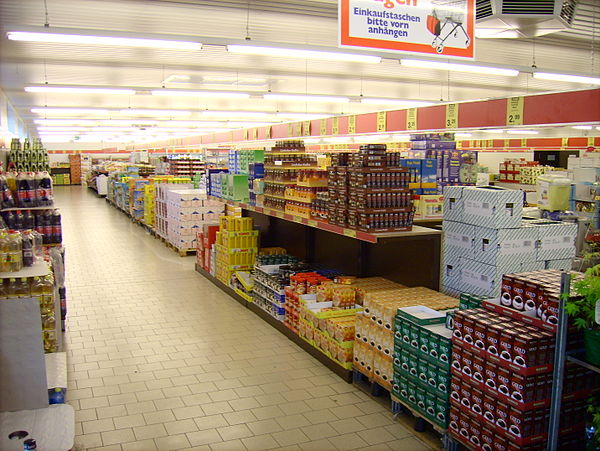 The aisles of an Aldi supermarket in Germany (2006)