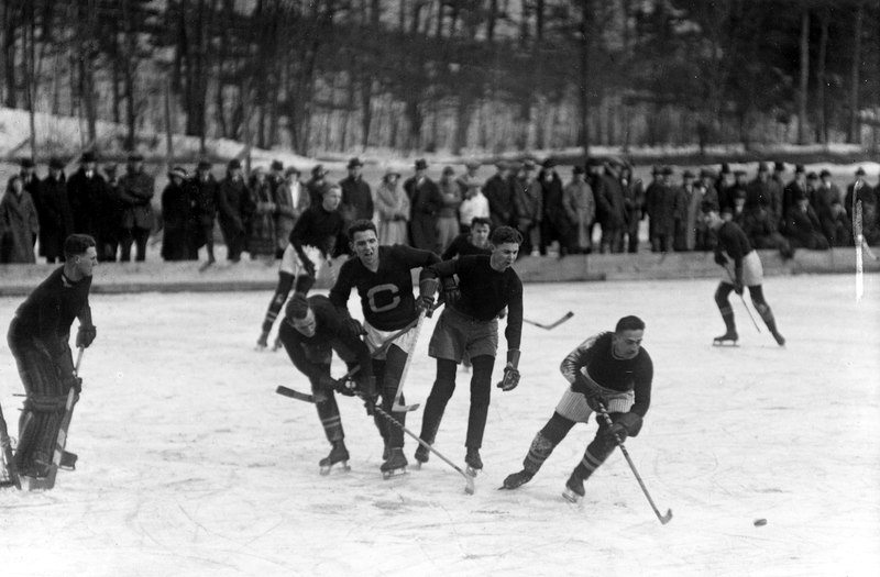 File:Amherst-Cornell Hockey Game on Beebe Lake, Ithaca (January 14, 1922) NYSA A3045-78 10436.tif