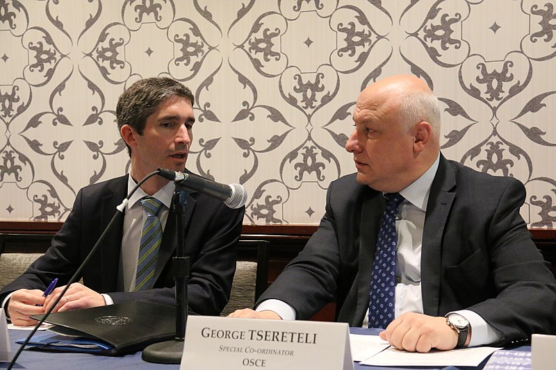 File:Andreas Baker and George Tsereteli in Washington, 3 November 2018 (44787903225).jpg