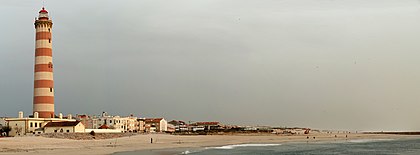 Farol de Aveiro, costa ocidental de Portugal (definição 7 665 × 2 837)