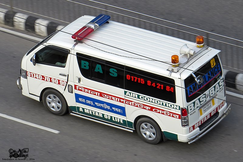 File:Bangladesh Toyota Hiace civil ambulance (29340700152).jpg