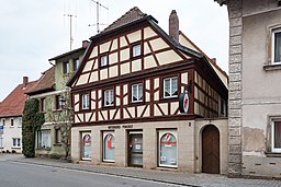 Baunach, Überkumstraße 2 20170414 001