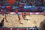 Deutsch: Beachhandball bei den Olympischen Jugendspielen 2018; Tag 3, 10. Oktober 2018; Mädchen, Vorrunde, Gruppe B - Niederlande-Argentinien 2:0 English: Beach handball at the 2018 Summer Youth Olympics at 10 October 2018 – Girls Preliminary Round Group B‎ – Netherlands-Argentina 2:0